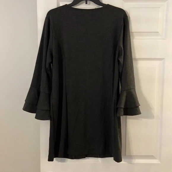 Suzanne Betro length 33” bust 42” Jacket size XL Chic Gray Flared Sleeves 20” - Picture 7 of 12